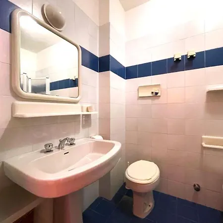 Appartamento Pgs Immobiliare - Casa Elios - Monolocale Con Terrazza In Condominio Con Piscina - La Maddalena *