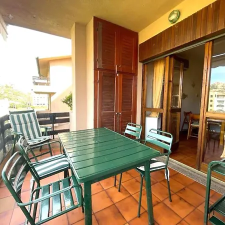 Appartamento Pgs Immobiliare - Casa Elios - Monolocale Con Terrazza In Condominio Con Piscina - La Maddalena *